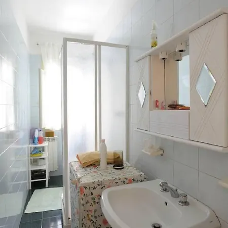 Sarina House