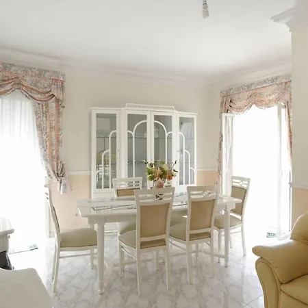 Sarina House Lejlighed Realmonte