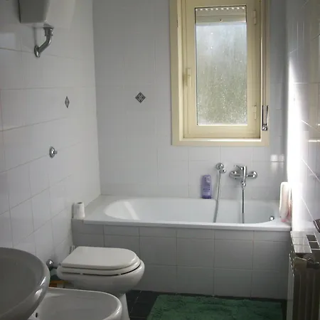 Sarina House